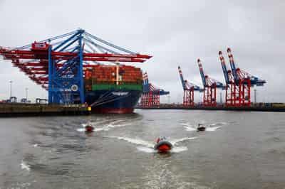 Image for German exports fall unexpectedly, industrial production rises