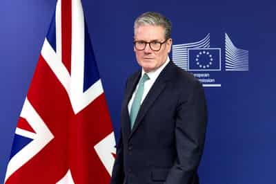 Image for UK's Reeves seeks to defuse rental dispute with release of new details