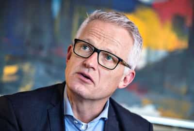 Image for Orsted replaces CEO as offshore wind industry struggles