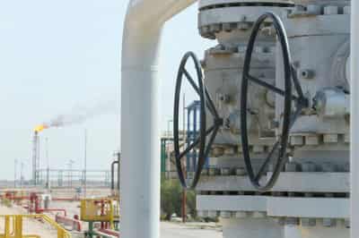 Image for Oil up 9% to one-month high as US  says it will blockade entire Iranian coastline, all vessels