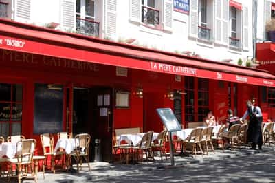 Image for France services activity contracts faster in August on weaker demand, PMI shows