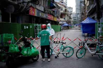 Image for Shanghai plans more COVID testing amid fresh curbs across China
