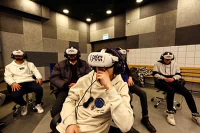 Image for Virtual reality brings Holocaust history to future generations