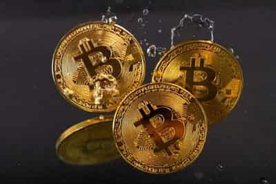 Image for Get your crypto house in order, old guard tells Davos debutantes