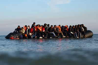 Image for UK's Reform promises ICE-style deportation agency to halt migrants
