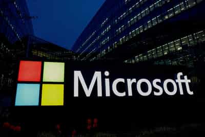 Image for Microsoft exploring using advanced power lines to make data centers more energy-efficient