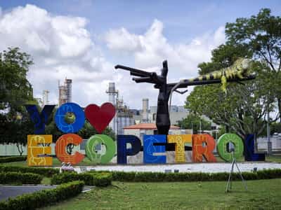 Image for Colombia's Ecopetrol to buy 10 renewable energy firms from Norway's Statkraft