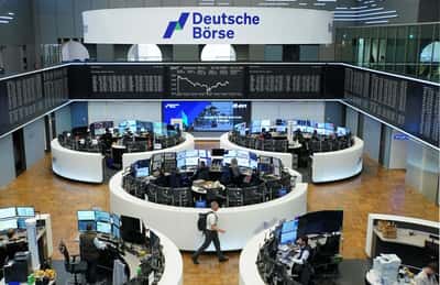 Image for Morning Bid: Tech and war jitters sap confidence