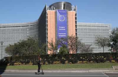 Image for EU sets itself jobs, training and equality targets for 2030