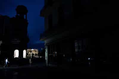 Image for Cuba's electrical grid collapses again, plunging island into darkness