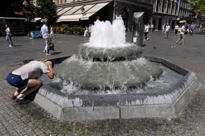 Image for Italy and Balkans endure heatwave, US also faces soaring temperatures