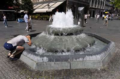 Image for Italy and Balkans endure heatwave, US also faces soaring temperatures