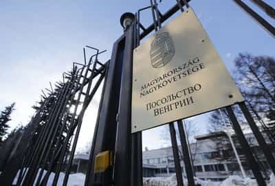 Image for Russia expels Hungarian diplomats in tit-for-tat move