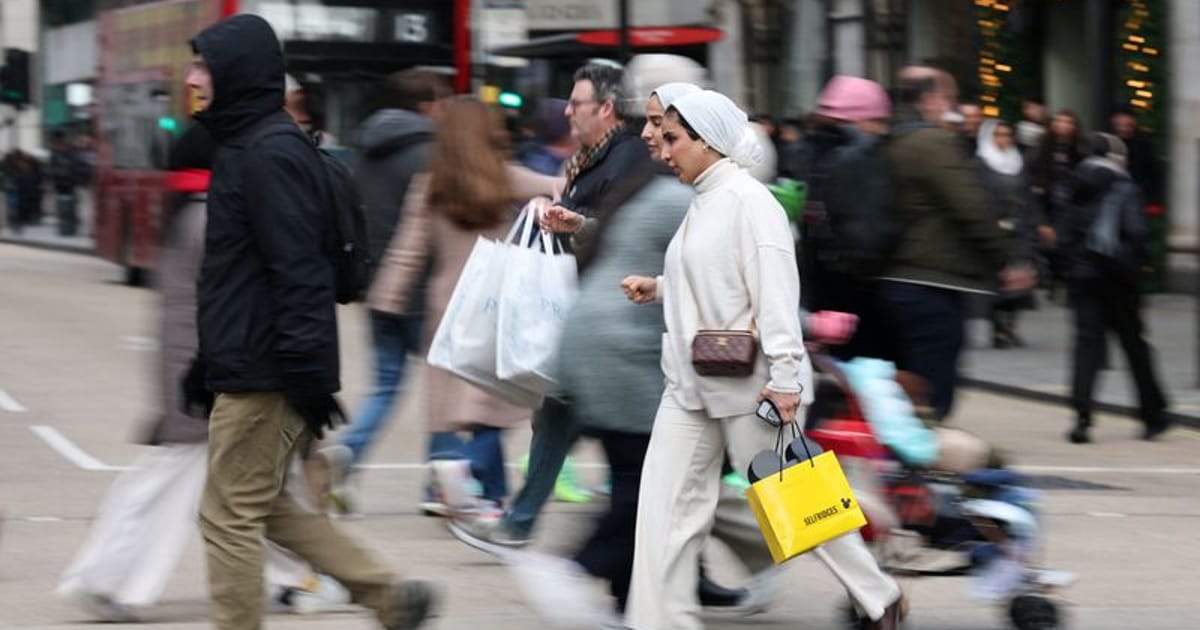 UK Consumer Sentiment Hits 11-Month Low on Iran War Concerns