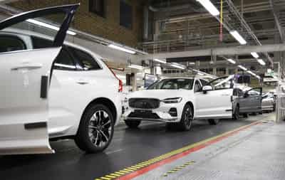 Image for Volvo Cars sees stronger second half despite steep China decline, rising costs