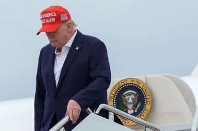 Image for Trump says Iran should surrender, threatens to bomb Oman