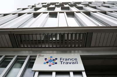 Image for French unemployment rate rises to 8.1%, highest since 2021