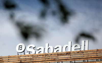 Image for Mexican investor David Martinez sells 1.6% stake in Sabadell