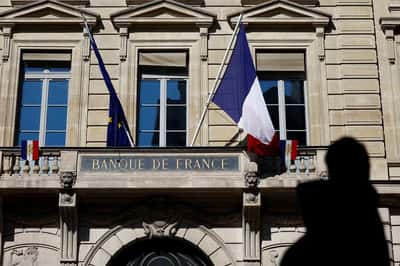 Image for French central bank revises growth forecast higher despite heatwave disruption
