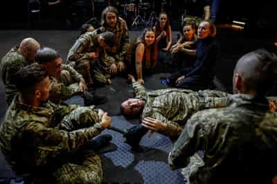 Image for Wounded Ukrainian veterans find healing on stage