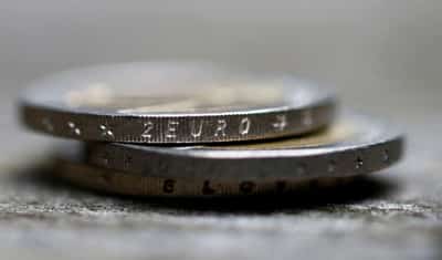 Image for Euro zone ministers agree on gradual wind-down of spending