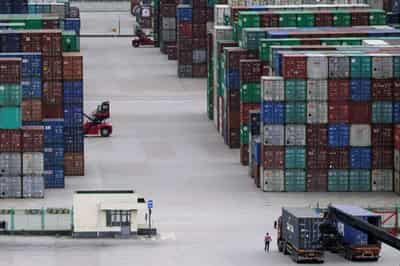 Image for China&#8217;s export growth unexpectedly speeds up in April