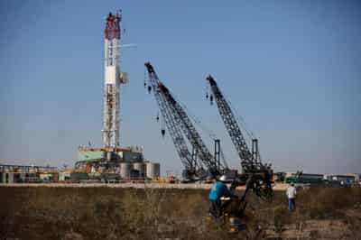Image for Barclays lifts 2021 oil price outlook on tighter U.S. supply view