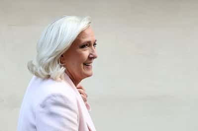 Image for No reason to fear us, Le Pen tells business leaders ahead of presidential debate