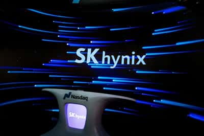 Image for Analysis-Samsung, SK Hynix payouts test South Korea's reform drive as investors seek more