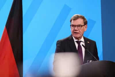 Image for German foreign minister in China urges end to supply chain uncertainty