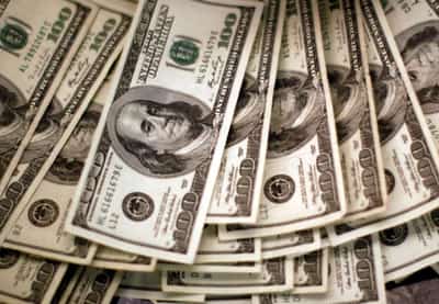 Image for Dollar steadies before Fed minutes, bitcoin stumbles