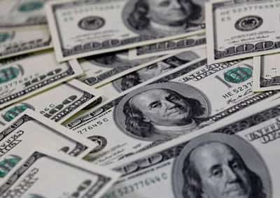 Image for Dollar hits one-week high vs yen, drops against pound as UK markets reopen