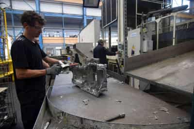 Image for Aluminium companies compete to sell low-carbon products