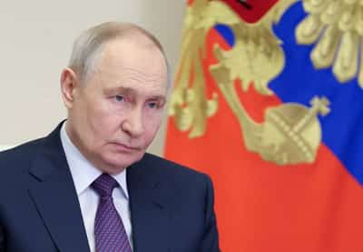 Image for Russia's Putin scolds top officials for economic contraction
