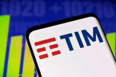Image for KKR prepares binding bid for Telecom Italia’s grid as deadline looms