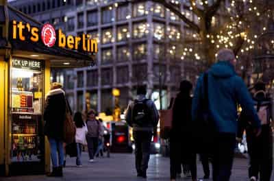 Image for Euro zone consumer confidence plunges due to Iran war