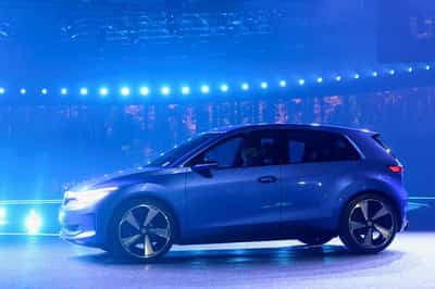 Image for Germany to offer up to $7,000 electric vehicle subsidy, Bild reports