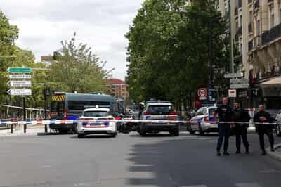 Image for French police arrest man after knife attack in Paris