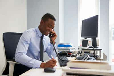Image for Easy tips on closing sales over the phone