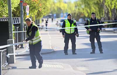 Image for Swedish police detain 16-year old murder suspect over Uppsala shootings