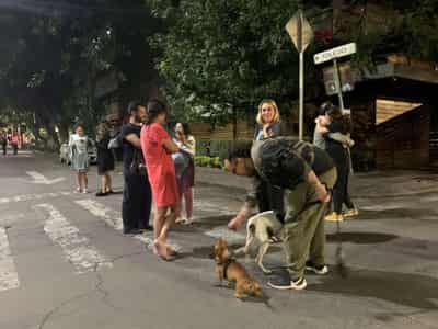 Image for Strong nighttime earthquake jolts sleeping Mexicans, at least one death reported