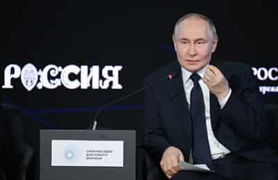 Image for Putin tells Trump he won't back down from goals in Ukraine, Kremlin says