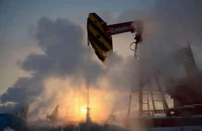 Image for Oil drops as China data weighs