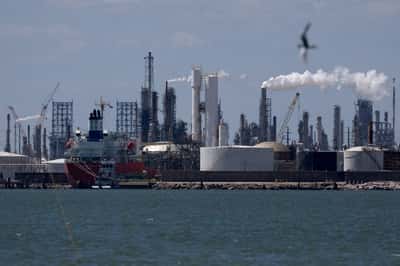 Image for Oil slips after OPEC+ agrees to raise output targets