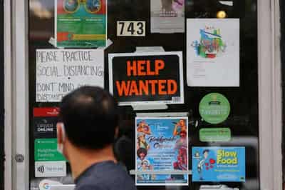 Image for U.S. job growth surges in July as labor market defies recession fears