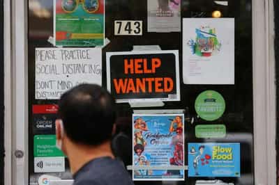 Image for U.S. job growth surges in July as labor market defies recession fears