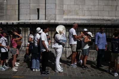 Image for Deadly heatwaves force an ageing France to confront a hotter future