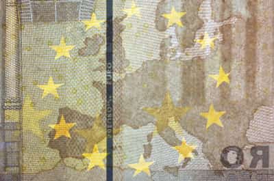 Image for FICO DATA: IRISH CARD SALES HIT TWO-YEAR HIGH, WHILE LATE PAYMENTS DECLINE