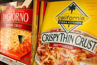 Image for Exclusive-California Pizza Kitchen reaches buyout deal, names new leadership