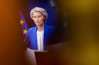 Image for No shortage of jet fuel in EU, but concerns remain, Commission says